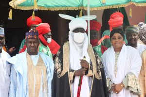 The Emir sorrounded by his guests