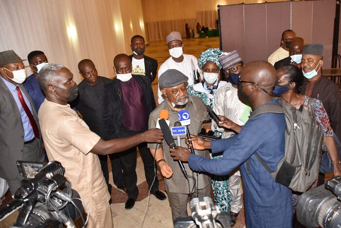 FG set to meet with health workers’ union to avert nationwide strike