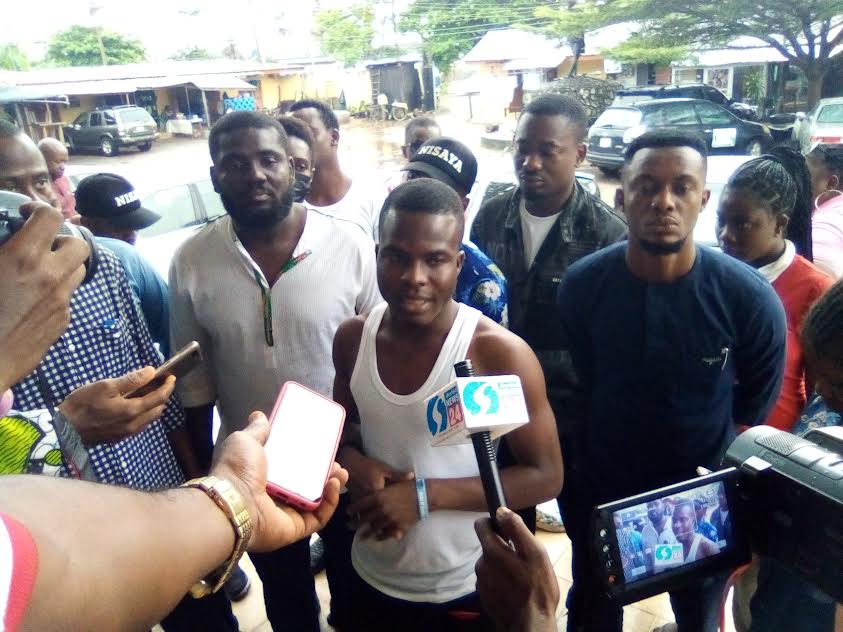 Trigger-happy cop shoots UNIBEN student at NPDC gate