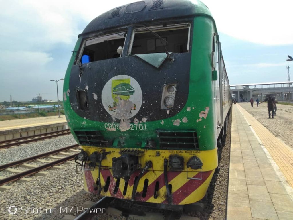 Bandits attack Abuja-Kaduna train, destroy tracks