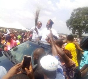 Oyo: Minister, federal lawmakers, others kick as Omodewu emerges state APC chairman