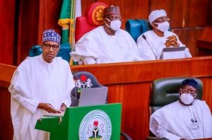 Buhari-presents-Appropriation-bill-650×430
