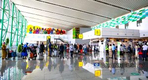 Nigerians-Foreigners-Storm-Abuja-Airport-For-International-Travels
