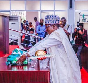 Plateau Governor Simon Lalong presents 2022 proposed Appropriation bill