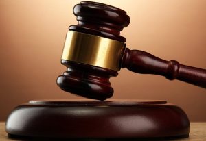 court-hammer_thumb1