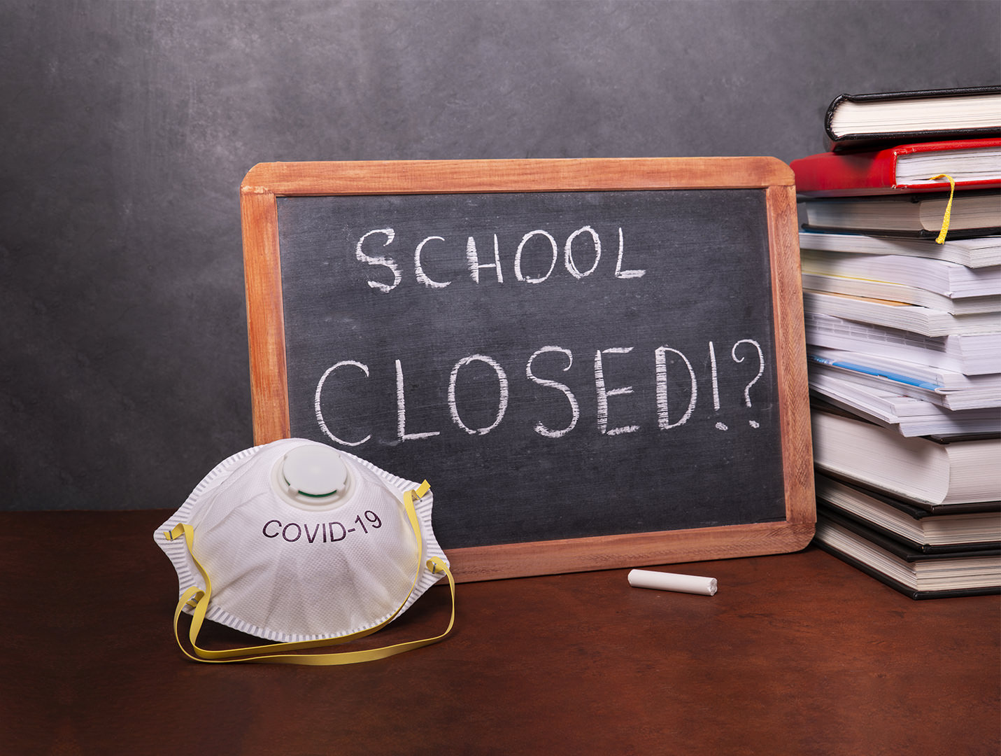 school-closure_337723250