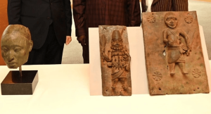 Artefacts-returned-to-Nigeria