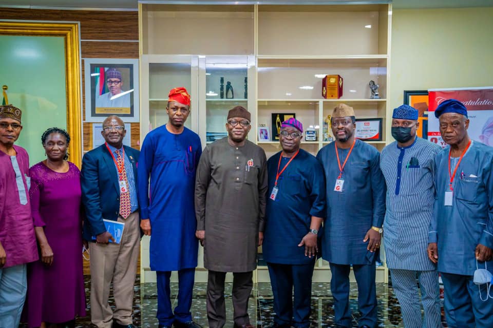 Ekiti Governor Kayode Fayemi (middle)
