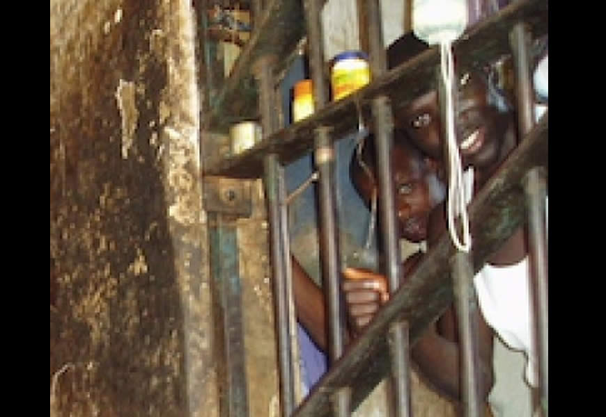 Inmates-in-prison1
