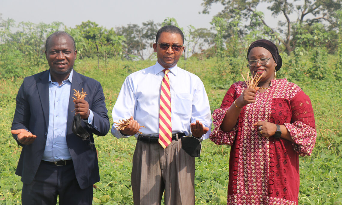 PIX-2-L-R-Agricultural-Specialist-U.S.-Mission-Nigeria-Ebenezer-Boluwade_-Counselor-for-Agricultural-Affairs-U.S.-Mission-Nigeria…-1140×684