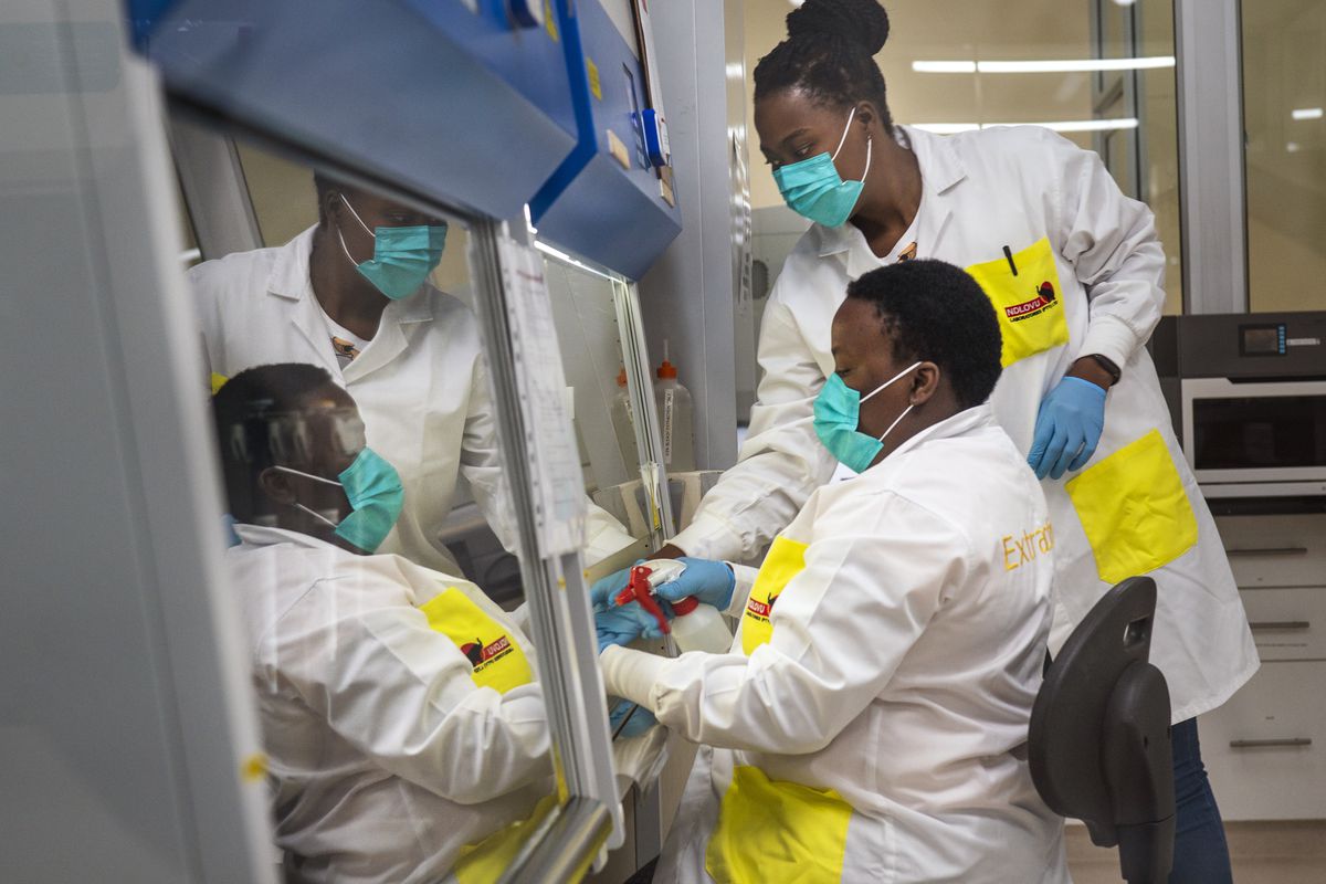 Vaccinations protect against Omicron – South African scientists