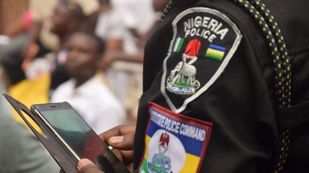 Nigeria-Police-Officer-1