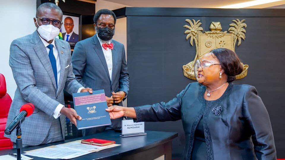 LAgos-EndSARS-panel-submits-report-to-Sanwo-Olu-e1637068037972