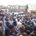 Oba Asigagan’s remains buried, as APC chieftains pay respects
