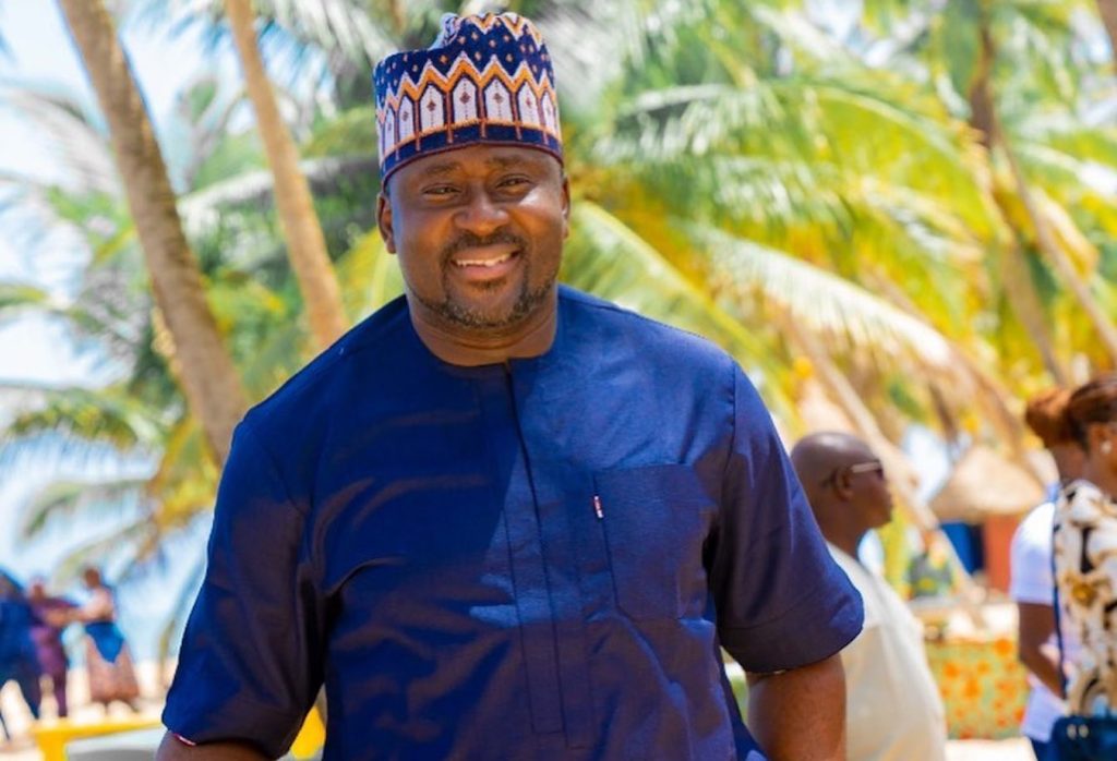 Desmond Elliot