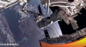 EVA1-exit-Shenzhou13-institute-of-physics-CAS-bilibili-CCTV-crop-A-879×485