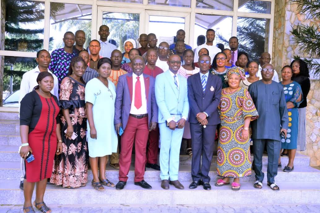 Ekiti Deputy Governor Otunba Bisi Egbeyemi, represented by the Permanent Secretary, Office of the Deputy Governor, Mr. Sola Ogunmiluyi and some of the workers