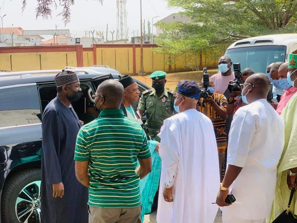 Osun: APC reconciliation committee meets Oyetola, seeks cooperation of party members