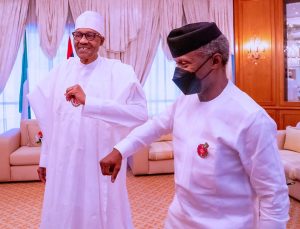 President Muhamamdu Buhari (L), Vice President Yemi Osinbajo (R)