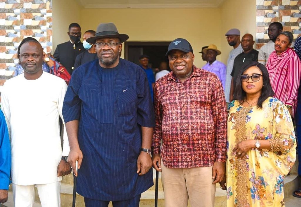 Senator Henry Seriake Dickson (centre left), Governor Douye Diri (centre right)