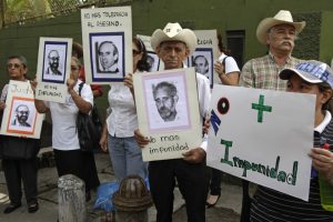 Salvador court re-opens probe into 1989 killing of 6 priests