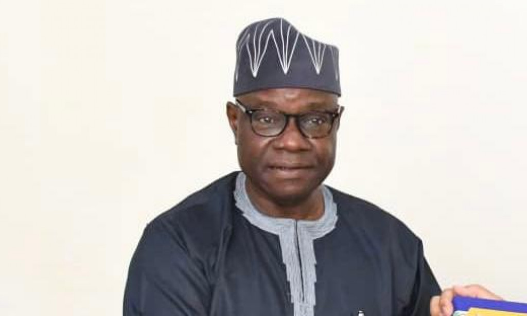 Dr Ismail Adebayo Adewusi