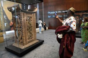 Buhari demands return of more Nigeria’s artefacts
