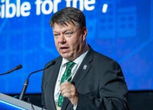 3c9276c3-petteri-taalas