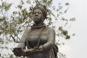 Edo govt urged to immortalise Queen Iden