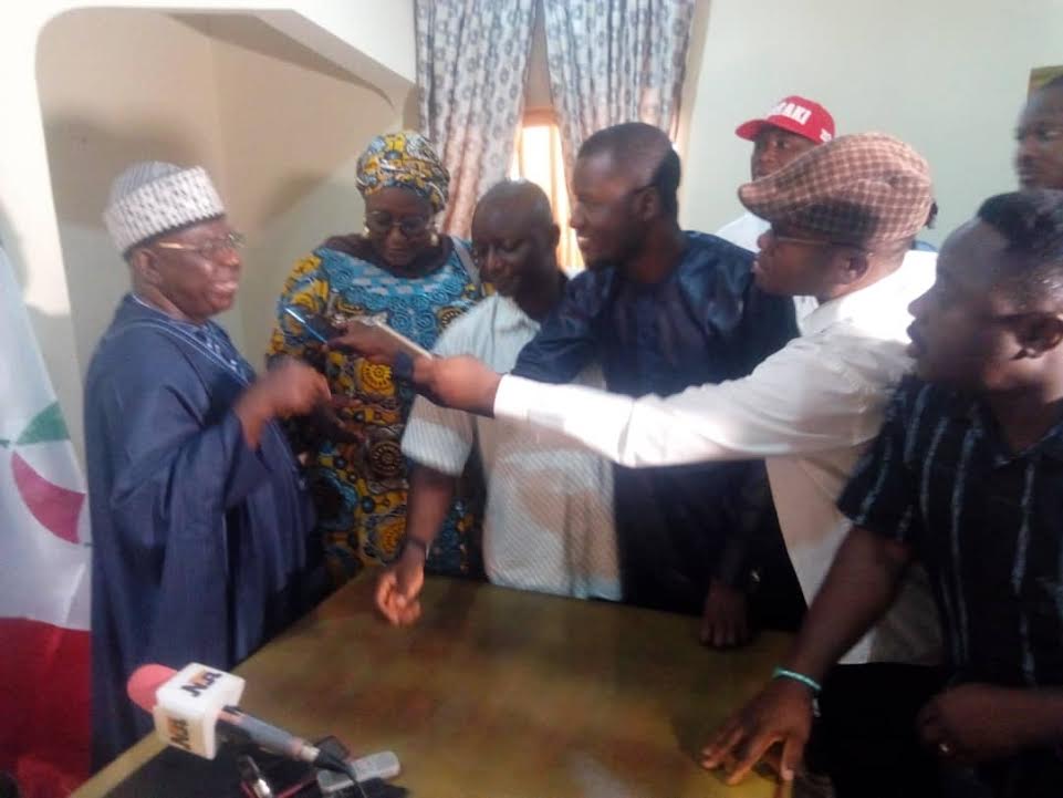 Road to 2023: Saraki campaign team takes advocacy visit to Gombe