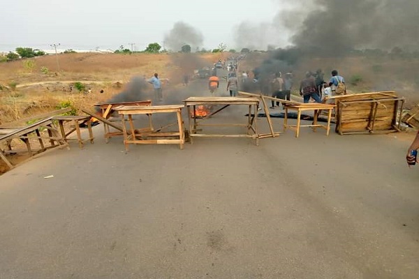 Abuja residents protest spate of kidnappings, block major expressway