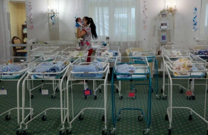 UKRAIN-BABIES-696×450