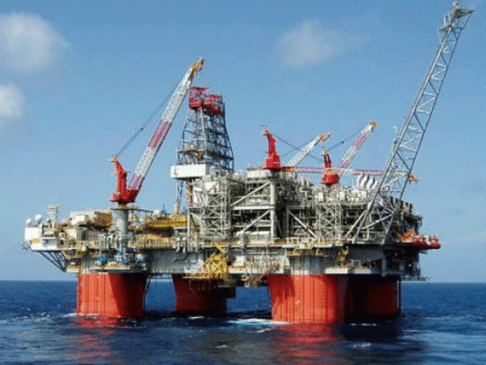 b5da694b-oil-mining-696×522