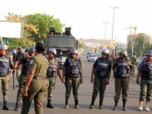 c4c9e4c0-police-696×522