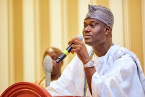 Oba-Enitan-Adeyeye-Ooni-of-Ife-1200×800