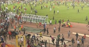 fans-680x365_c