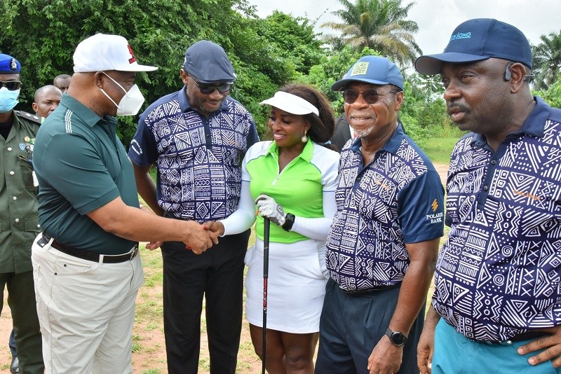 Governor-Uzodimma-at-the-Golf-course