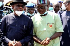 Rivers Governor Nyesom Wike (L), Benue Governor Samuel Ortom (R)
