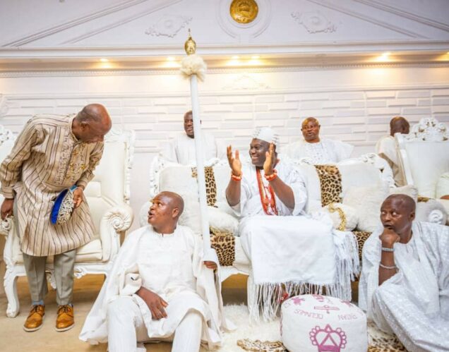 Rotimi-Amaechi-Ooni-of-Ife-e1650360343908-636×499