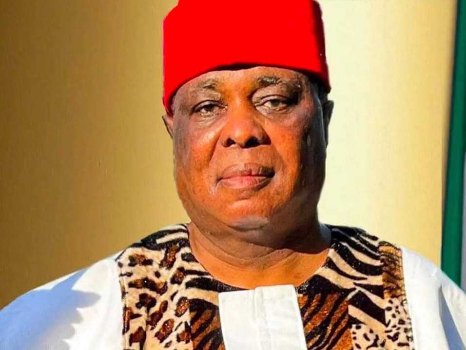 Dr Nwachukwu Anakwenze