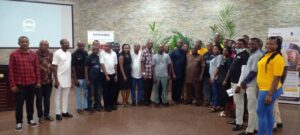 Farmers and Solidaridad team during the oil palm seedlings’ distribution in Calabar