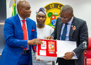 5da2d16c-babajide-sanwo-olu-commended-airtel–696×502