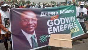 Ethnic youth leaders defend Emefiele, call out Akeredolu, Sagay