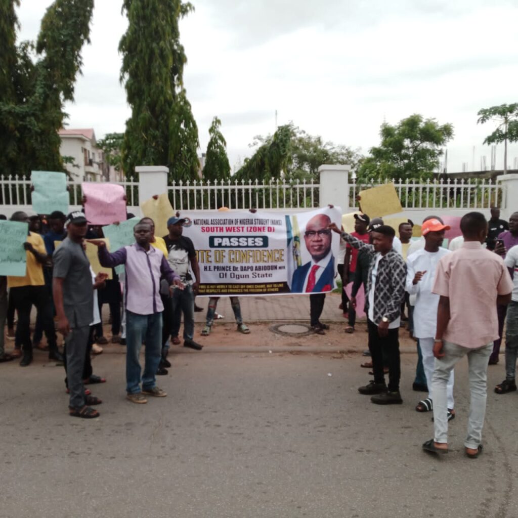 Road to 2023: NANS rise in defence of Ogun governor