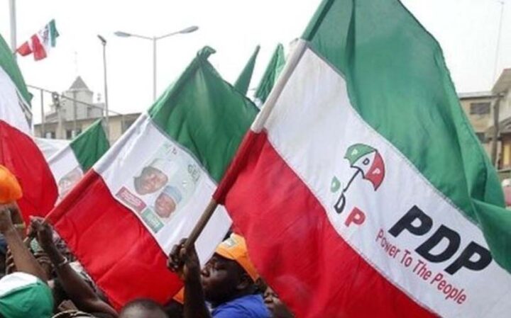 PDP-flag-e1648210780361