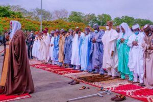 President-Muhammadu-Buhari-attends-Eid-prayer-at-Mambila-Barracks