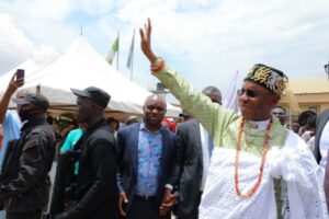 Rt-Hon-Rotimi-Amaechi-at-the-APC-State-Secretariat-in-Asaba-as-part-of-Zonal-Consultation-Tours