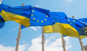 Ukraine-EU-Flags-AdobeStock_279703900-1800×1046