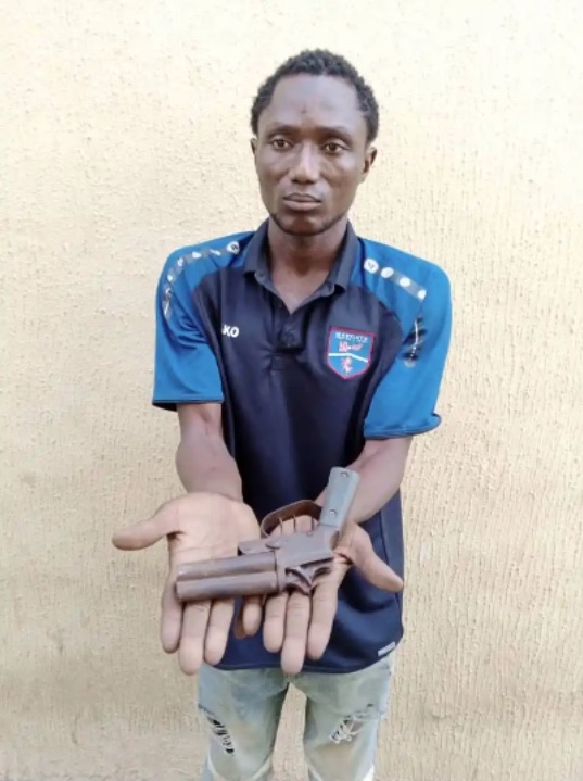 Lagos: Police investigate source of ‘Chinese-made pistol’ found with robber