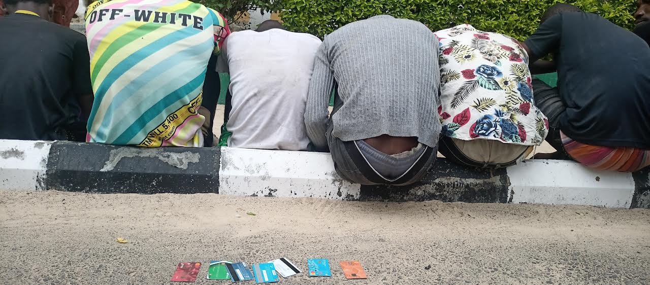 Forgery suspects with recovered GSMs